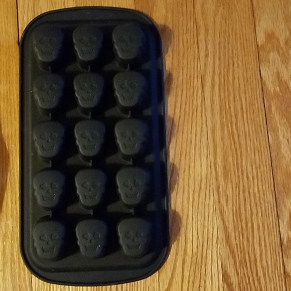 15 Pieces Cookie Silicone moulds, Cutters etc. - Picture 4 of 8